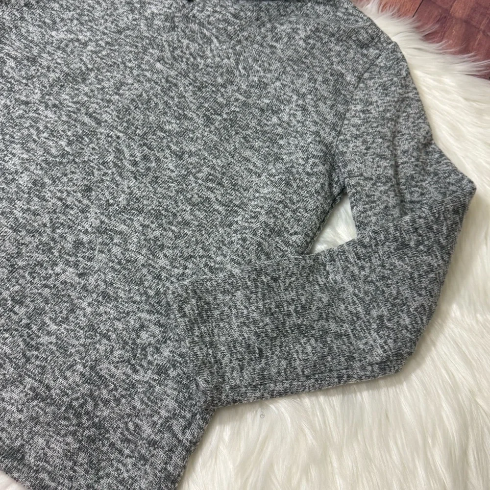 Old Navy Boys Size Large (10-12) Gray Shawl Collar Sweater